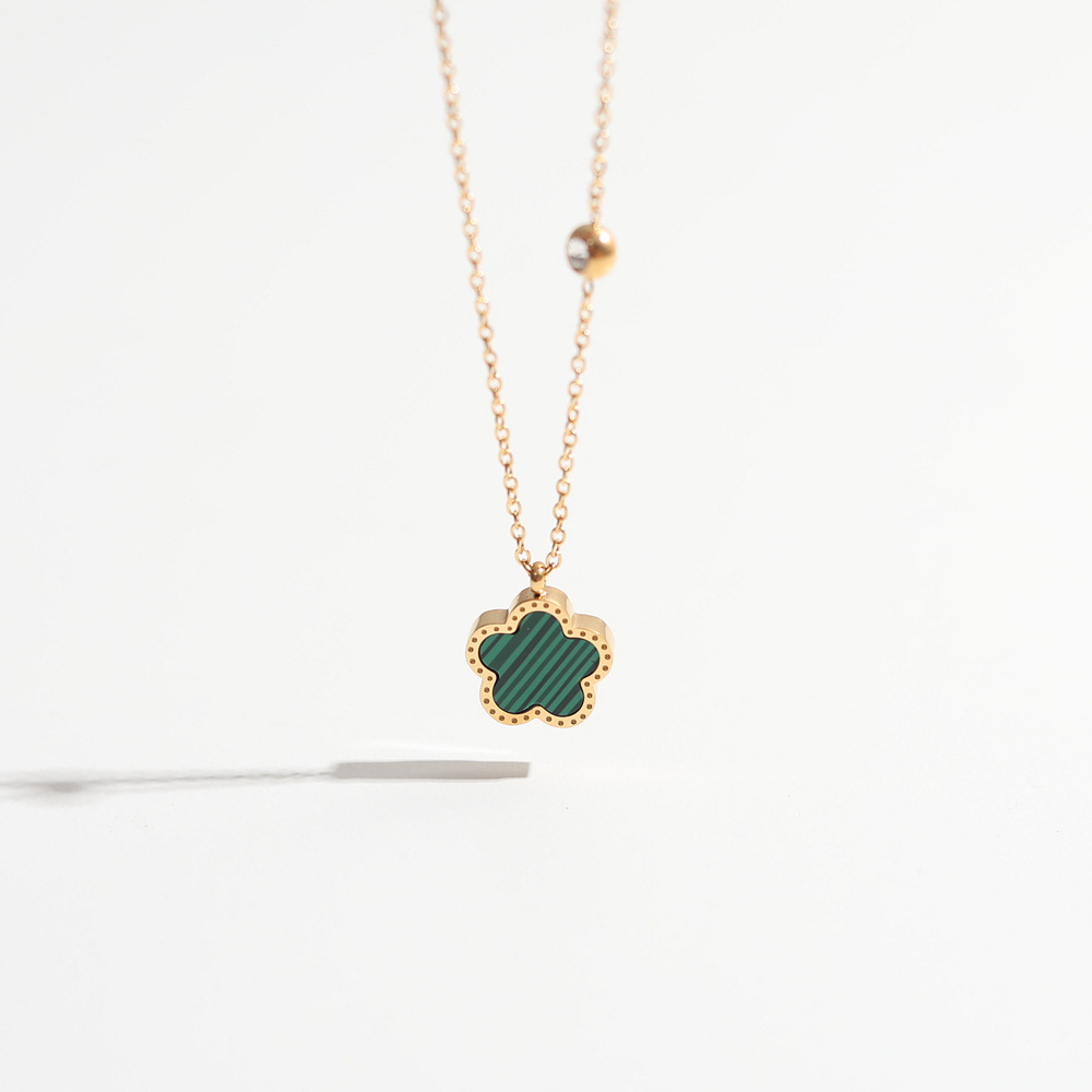 Collar de acero inoxidable cha - Red Clover Flower reseña y precio